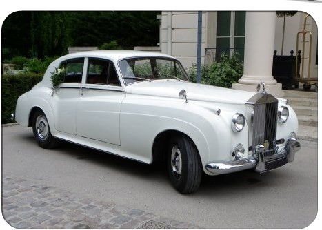 vintage car paris elopement