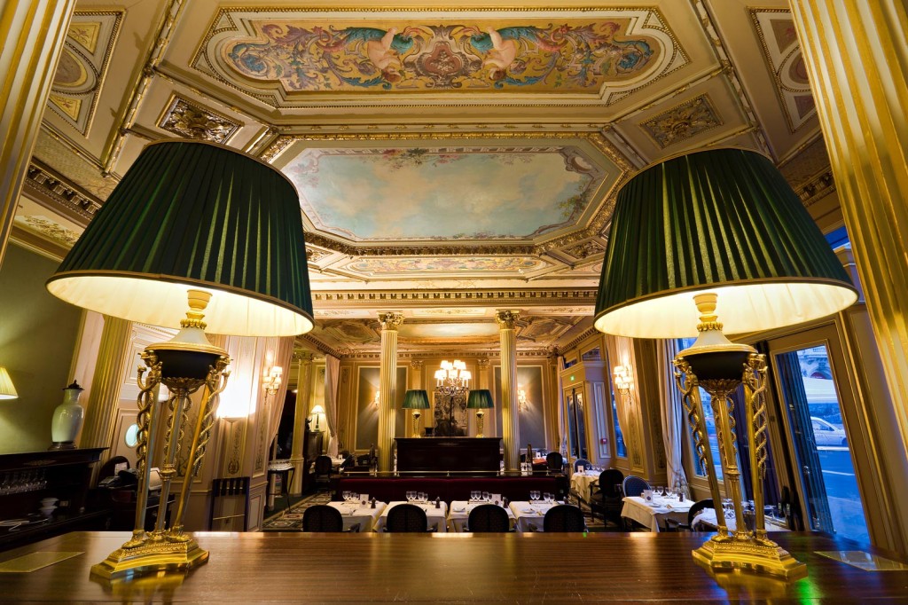 cafe de la paix - paris wedding