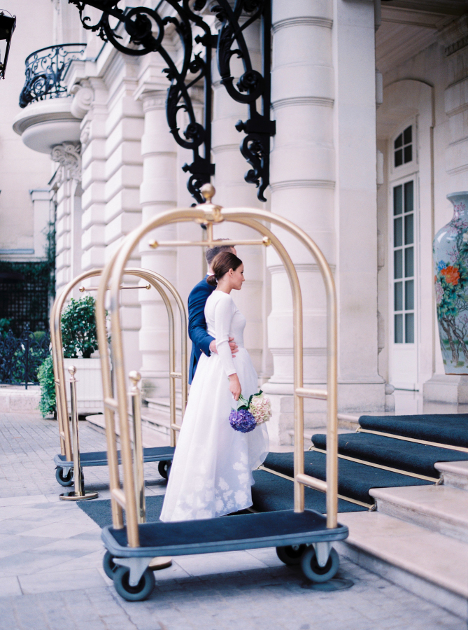 rominadarenentranceshangrila